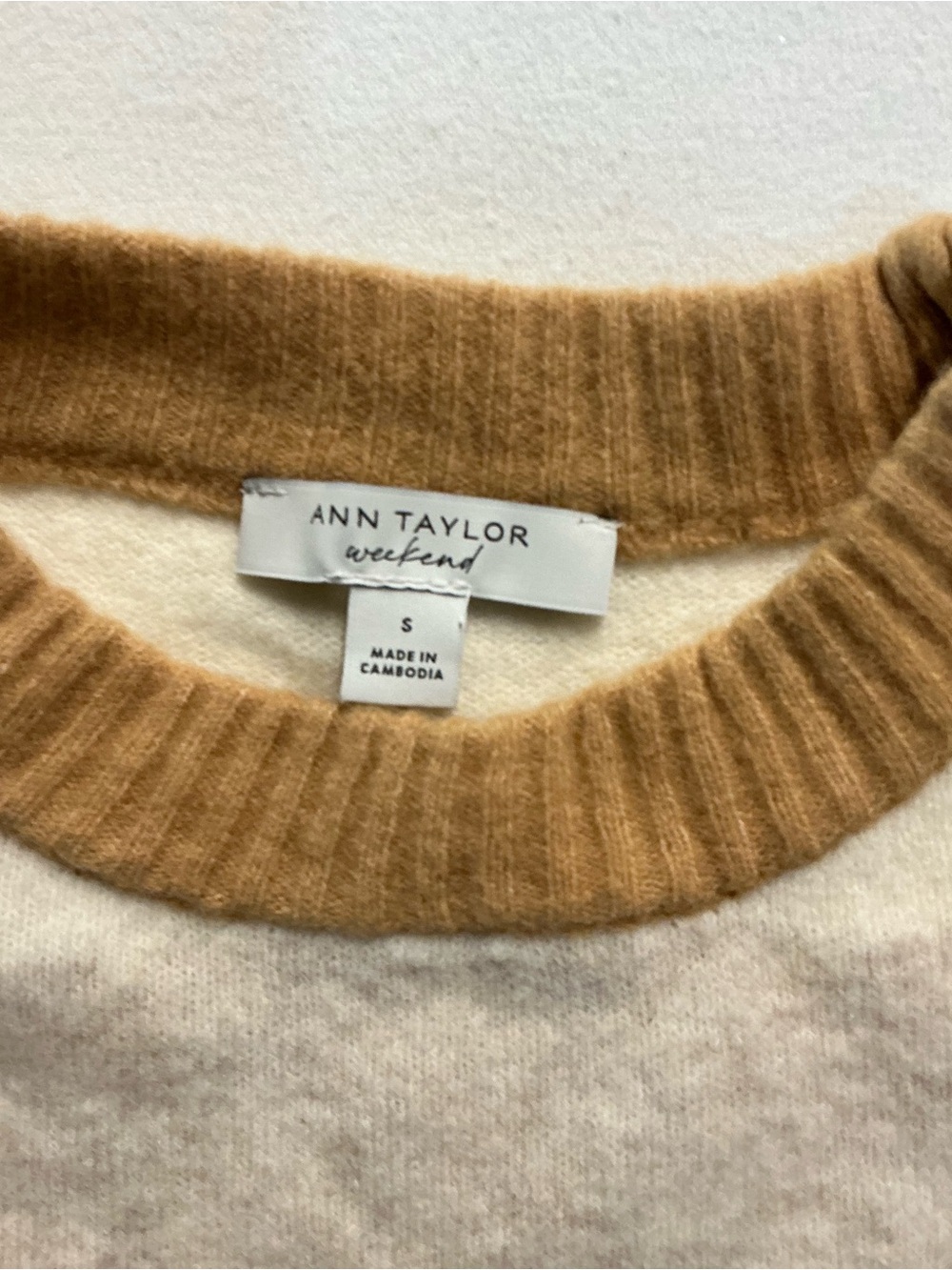 Ann Taylor Weekend Striped Crewneck Sweater Cream Camel Size S - Picture 6 of 6